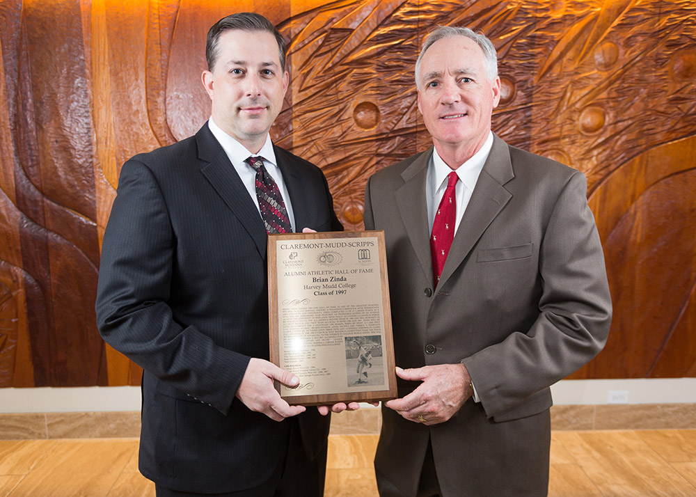 Brian Zinda being presented with award by Randy Town.