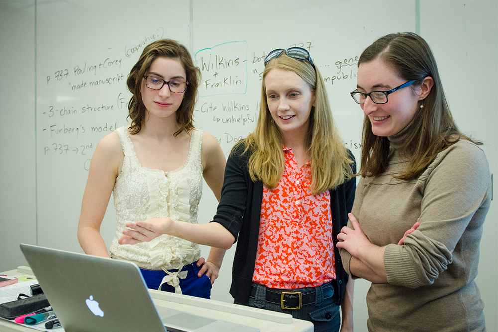 Vivien Hamilton and students