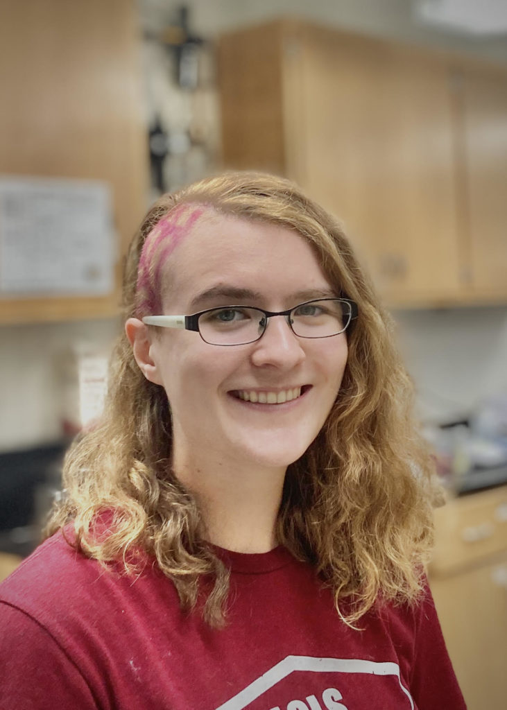 Portrait Photo of Helen 