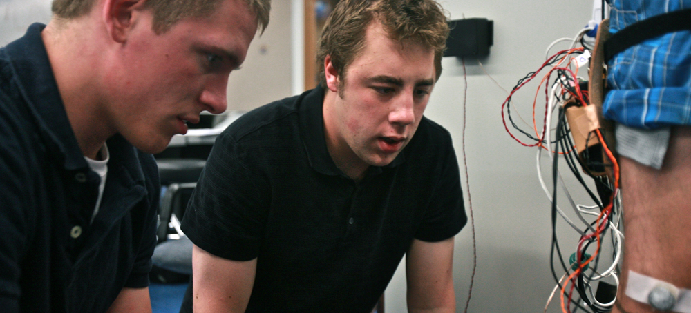 students in bio summer research lab