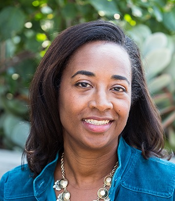 Stephanie Graham, APR
