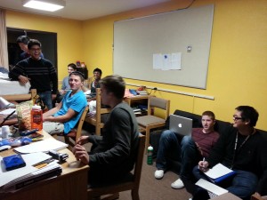 This is a view of the double, filled with our frosh. FROSH. This is a perfect example of how suites help Mudders collaborate!
